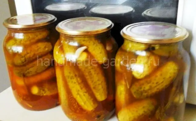 Хрустящие маринованные огурцы с кетчупом чили Хрустящие маринованные огурцы с кетчупом чили