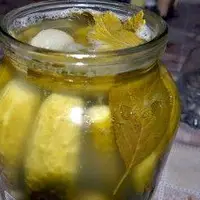 Почему взрываются банки с огурцами