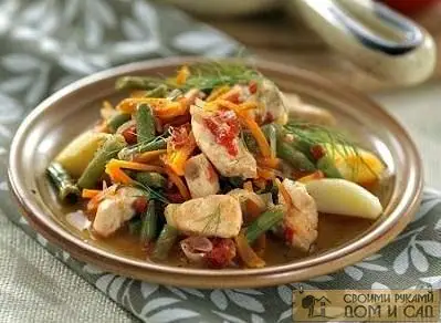 Рагу из курицы с фас&hellip;