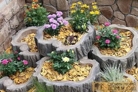 Вазоны из пней