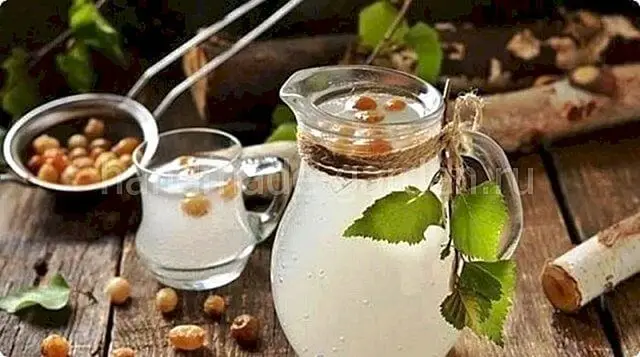 Березовый сок с медом