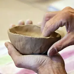 Глина хранит память рук мастера